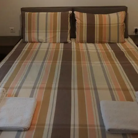 Georgina's Cozy -metropolitan Hospital- * Piraeus